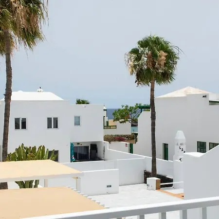 Aguaviva, Tu Lugar Al Lado Del Oceano